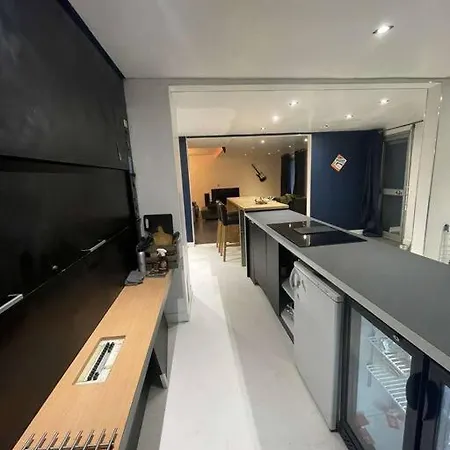 Loft 8 Personnes, Centre روان