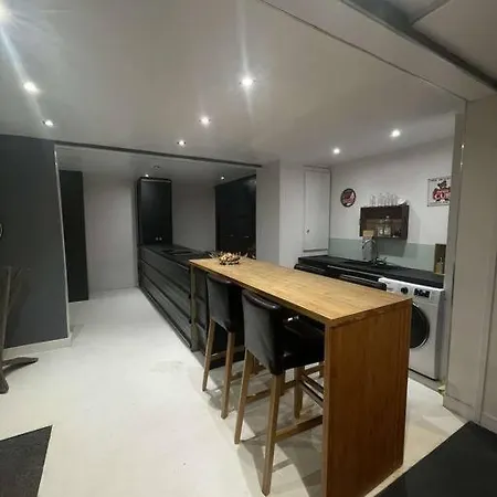 Loft 8 Personnes, Centre Διαμέρισμα